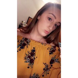 Meet your Posher, Alyssa